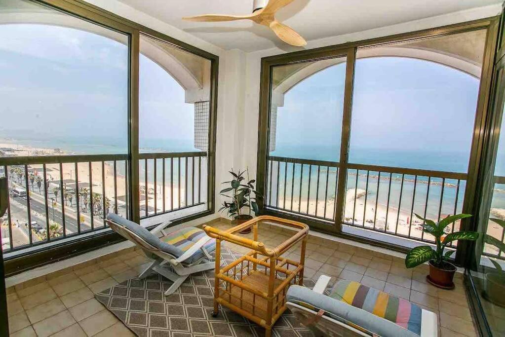 Orchid Beachfront 2br *